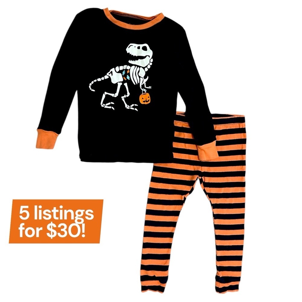 Carter’s Halloween Dinosaur Skeleton 2T Toddler Pajama Set - Black and Orange